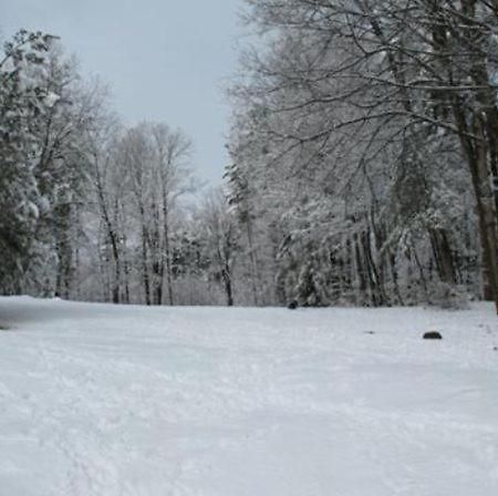 Tumble Inn Schroon Lake Zimmer foto